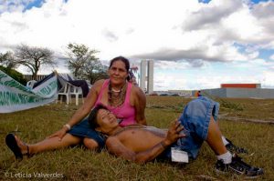 Carto Postal-Brasilia Cintia & Milton Guajajara